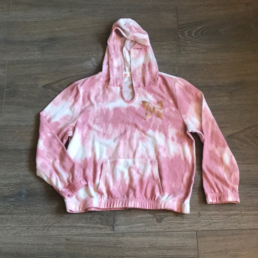 ❣️Bundle 3 for $15❣️- Inspired Hearts Crop Tie Dye Hoodie